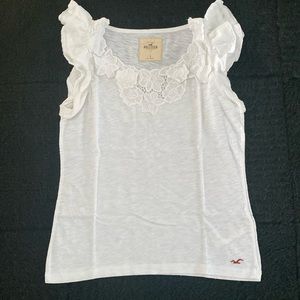 Hollister T-shirt size S